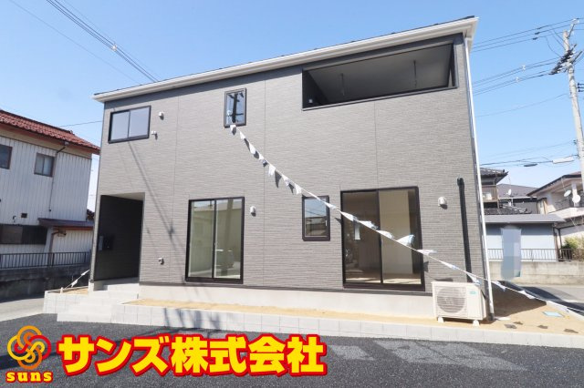 本宮市高木字金瀬　　　１号棟　　　本宮小学校、本宮第１中学区の外観|南東側から見た外観