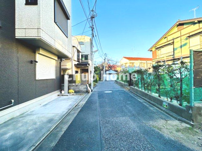 【前面道路含む現地写真】 | 葛飾区青戸6丁目中古住宅 | 全面道路