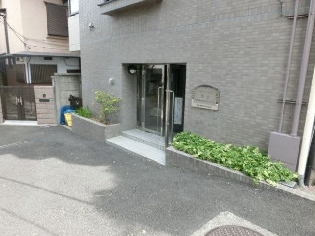 【エントランス】