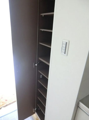 【玄関】 | ラ・メロディ・ユイット双葉