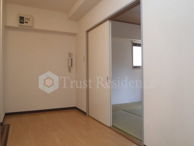 【居間・リビング】 | ルアセイントビル