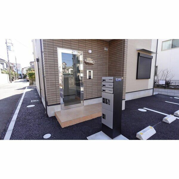 グラッド原木のエントランス