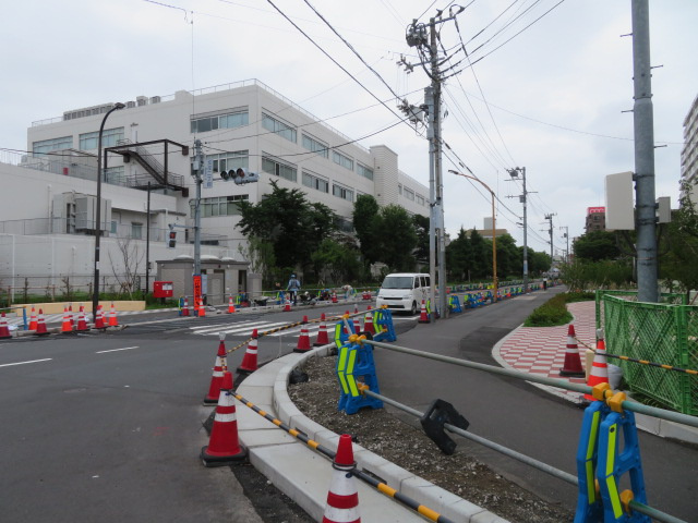 墨田区文花１丁目のビル