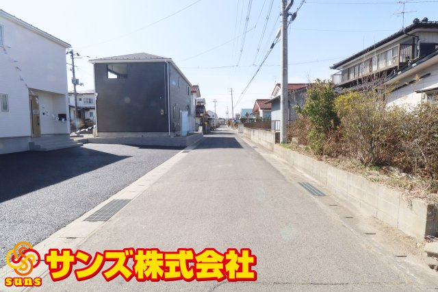 本宮市高木字金瀬　　　２号棟　　　本宮小学校、本宮第１中学区の居間・リビング