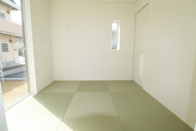 本宮市高木字金瀬　　　２号棟　　　本宮小学校、本宮第１中学区の収納