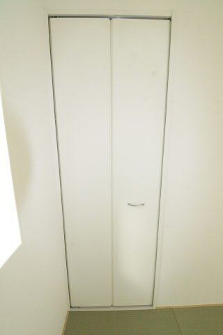 本宮市高木字金瀬　　　２号棟　　　本宮小学校、本宮第１中学区の収納