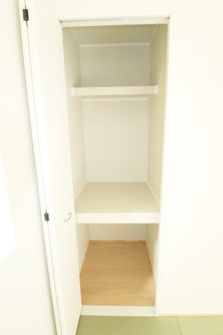 本宮市高木字金瀬　　　２号棟　　　本宮小学校、本宮第１中学区のトイレ