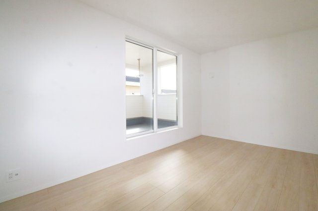 本宮市高木字金瀬　　　２号棟　　　本宮小学校、本宮第１中学区の洋室