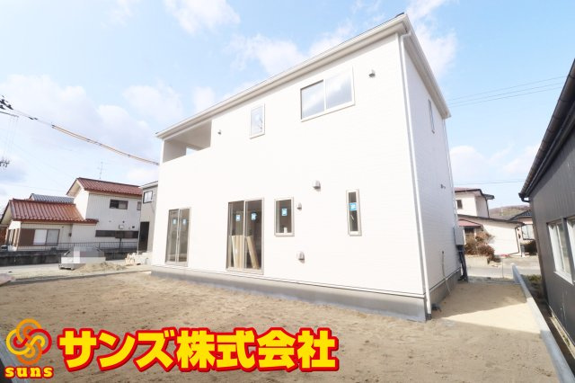 本宮市高木字金瀬　　　２号棟　　　本宮小学校、本宮第１中学区の居間・リビング|※同社施工例