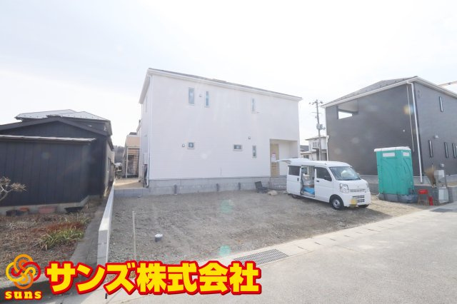 本宮市高木字金瀬　　　２号棟　　　本宮小学校、本宮第１中学区の居間・リビング|※同社施工例