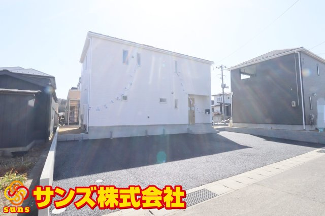 本宮市高木字金瀬　　　２号棟　　　本宮小学校、本宮第１中学区の外観|北側から見た駐車場を含む外観