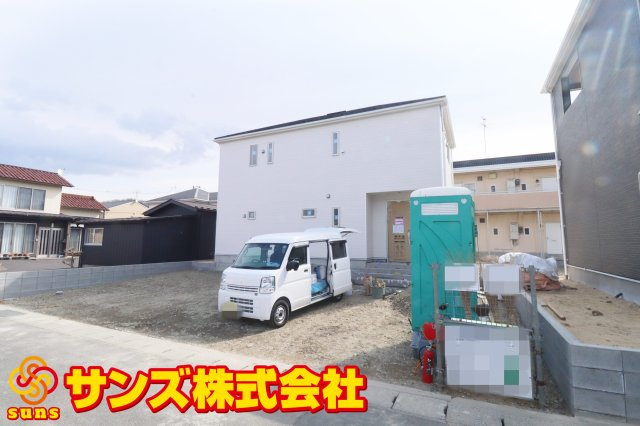 本宮市高木字金瀬　　　２号棟　　　本宮小学校、本宮第１中学区の収納|リビング収納　※同社施工例