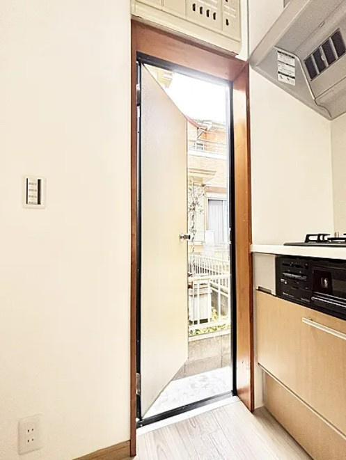 【中古】川越市的場２丁目中古住宅の内装|便利な勝手口☆