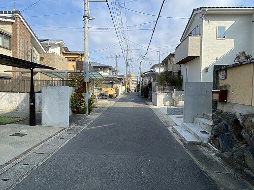 一乗寺庵野町 中古戸建の前面道路含む現地写真