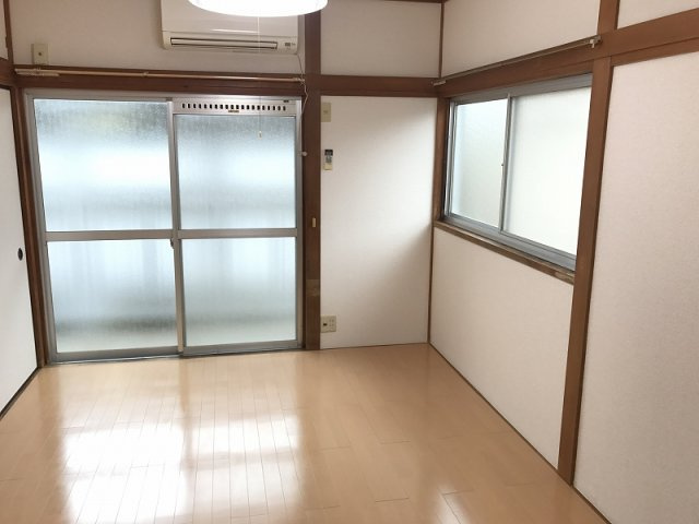 【居間・リビング】 | 2霧島ハイツ | 東向き