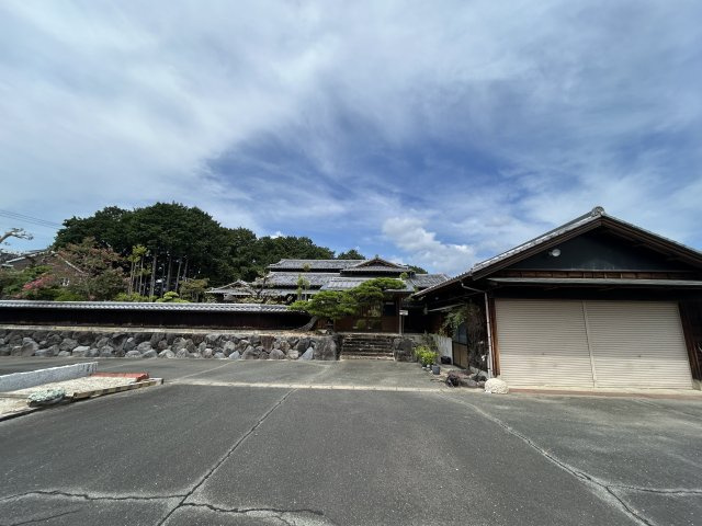 中古戸建　新城市川田　中古戸建の駐車場