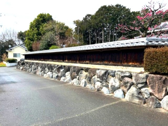 中古戸建　新城市川田　中古戸建の外観|外観　敷地広々！土地面積2,424㎡(約733.50坪）
