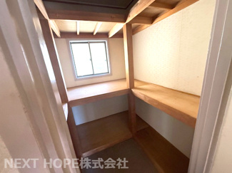 【収納】 | 宝塚市売布４丁目中古戸建 | 2階ウォークインクローゼットです♪たくさんの収納ができます！！