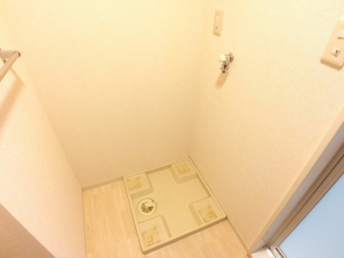 GLOIRE MANSIONのその他|室内洗濯機置場