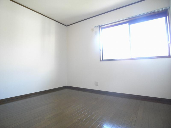 【洋室】 | エスト・ステーブル