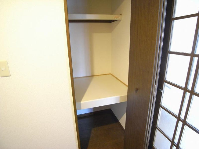 【収納】 | エスト・ステーブル | 廊下部