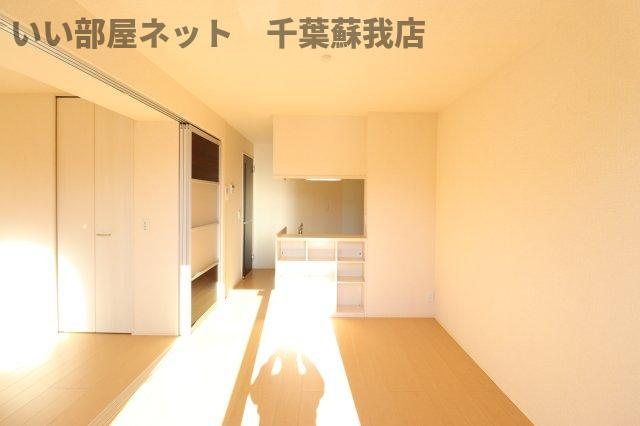 コルテの居間・リビング|こちらのリビングで趣味の時間をお楽しみください