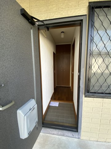 シティハイムベルメゾンAの玄関