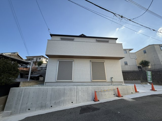 朝霧東町２丁目戸建の外観