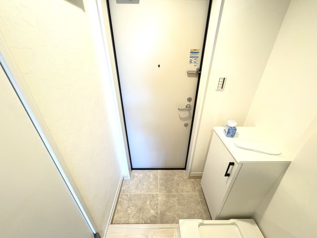 MQuarto福生の玄関