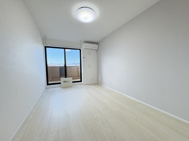 MQuarto福生の居間・リビング