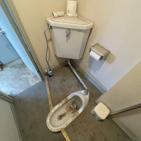 Ｙ１ビルのトイレ