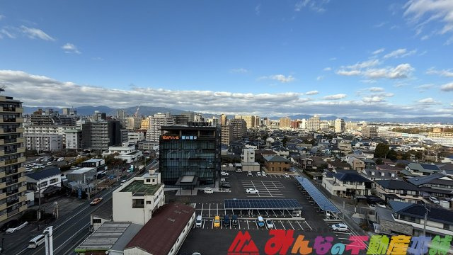 ダイアパレス諏訪野の周辺|東側にビックがあります。