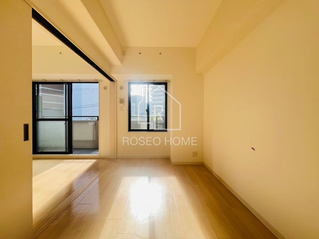 カルムレトリア西梅田の洋室