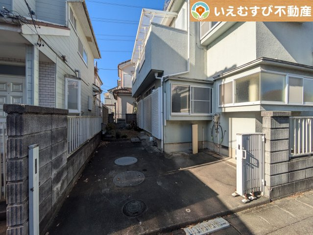 熊谷市江南中央3丁目　中古戸建の駐車場