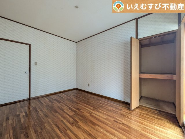 熊谷市江南中央3丁目　中古住宅の洋室