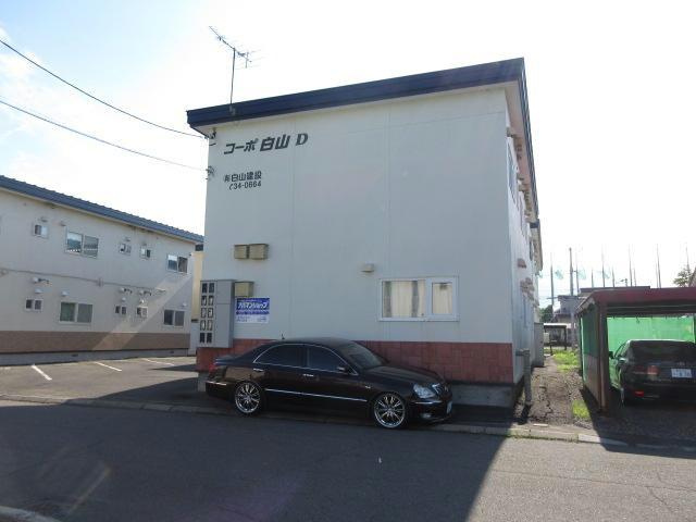 コーポ白山の外観