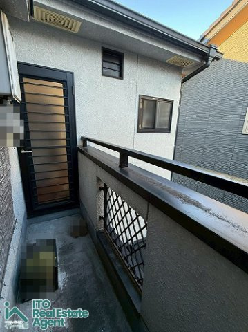 下鴨南茶ノ木町 中古戸建のバルコニー