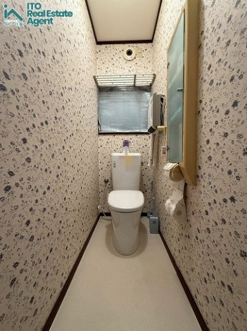 下鴨南茶ノ木町 中古戸建のトイレ