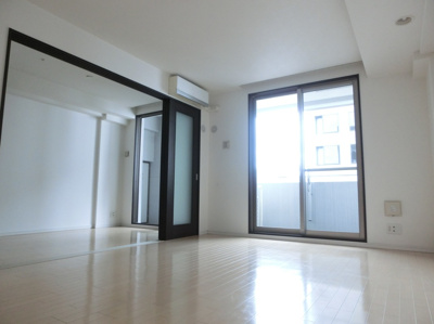 【居間・リビング】 | プライムアーバン堺筋本町