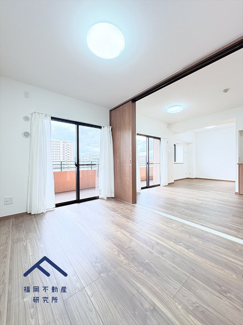 アンピール松島Ⅱの居間・リビング