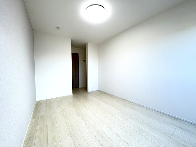 MQuarto福生の居間・リビング