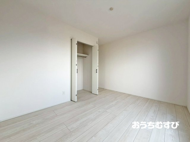 春日井市牛山町(全1棟)の洋室