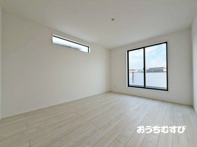 春日井市牛山町(全1棟)の洋室