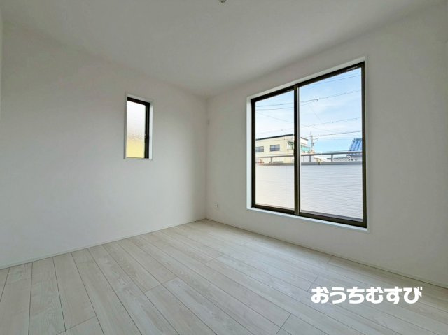 春日井市牛山町(全1棟)の洋室