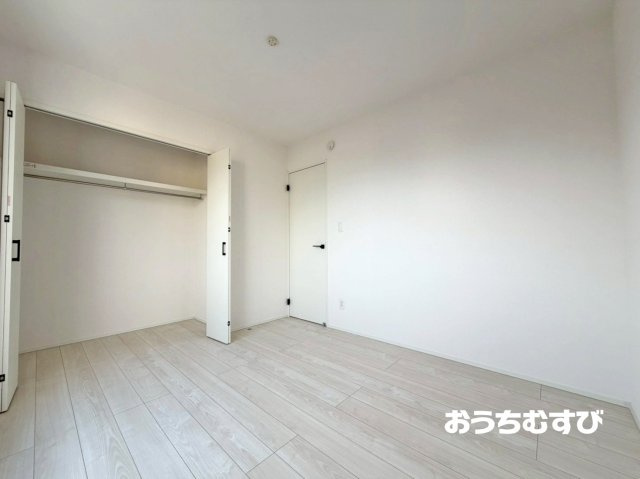 春日井市牛山町(全1棟)の洋室