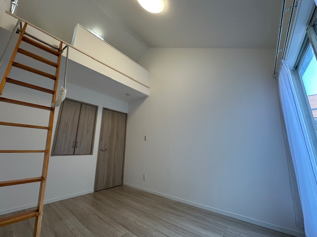 茅ヶ崎市菱沼1丁目　中古戸建の子供部屋|新規リフォーム完了！　6帖洋室