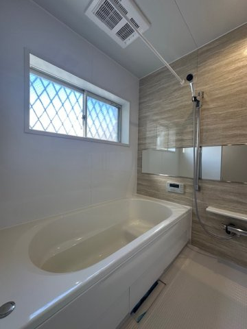 茅ヶ崎市菱沼1丁目　中古戸建の浴室|新規リフォーム完了！　一坪タイプのユニットバス