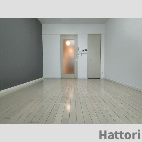 S-FORT新大阪ravirの居間・リビング