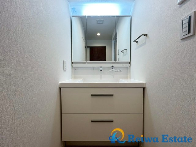 マイキャッスル湘南辻堂の独立洗面台