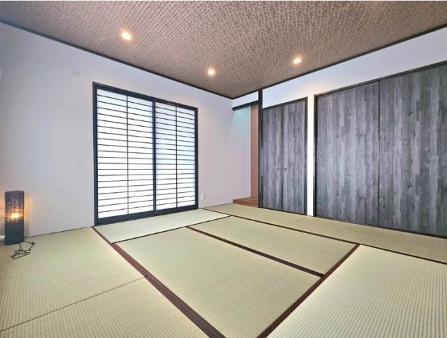 神戸市西区桜が丘東町6丁目の和室|居間にも寝室にもなる和室は汎用性がとても高いです♪